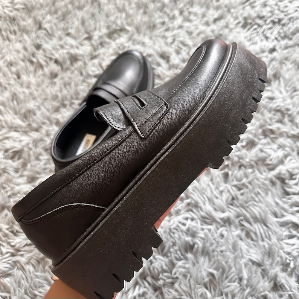 Steve Madden loafers